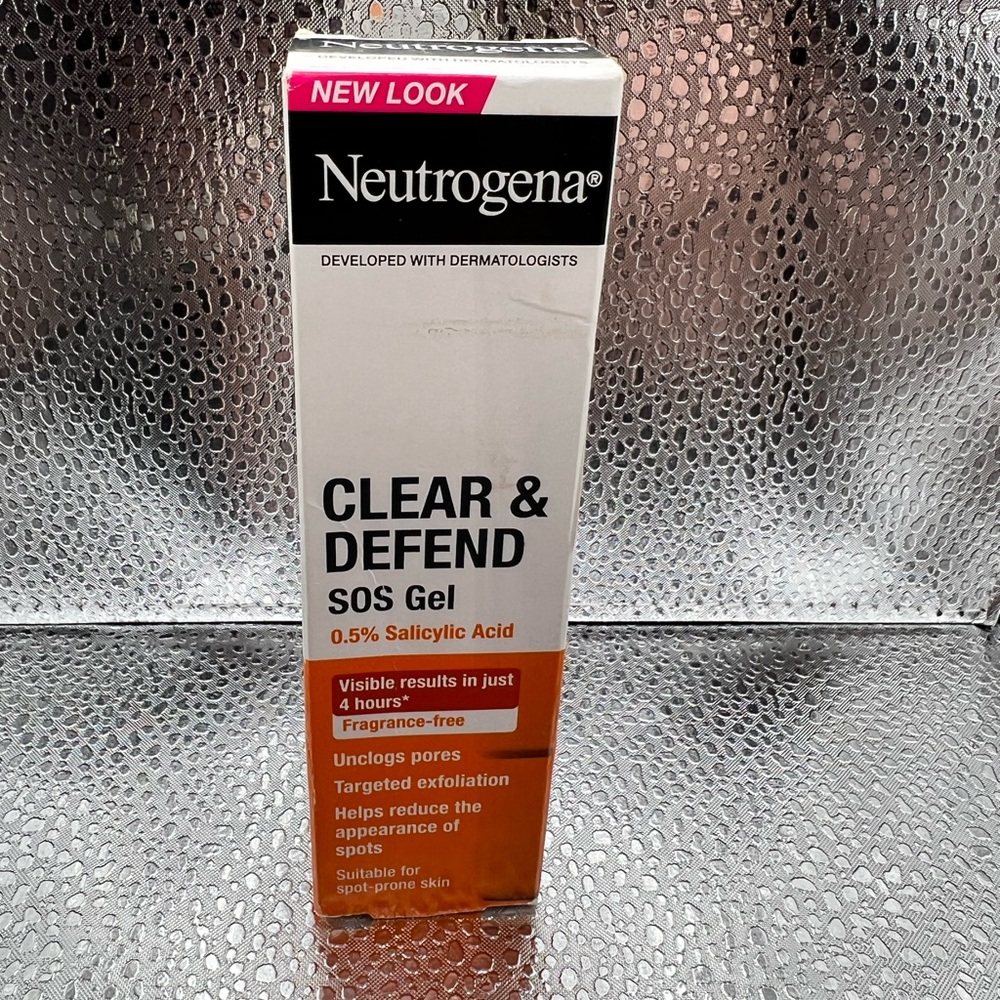 🔴Neutrogena Clear & Defend SOS Gel - White and Orange